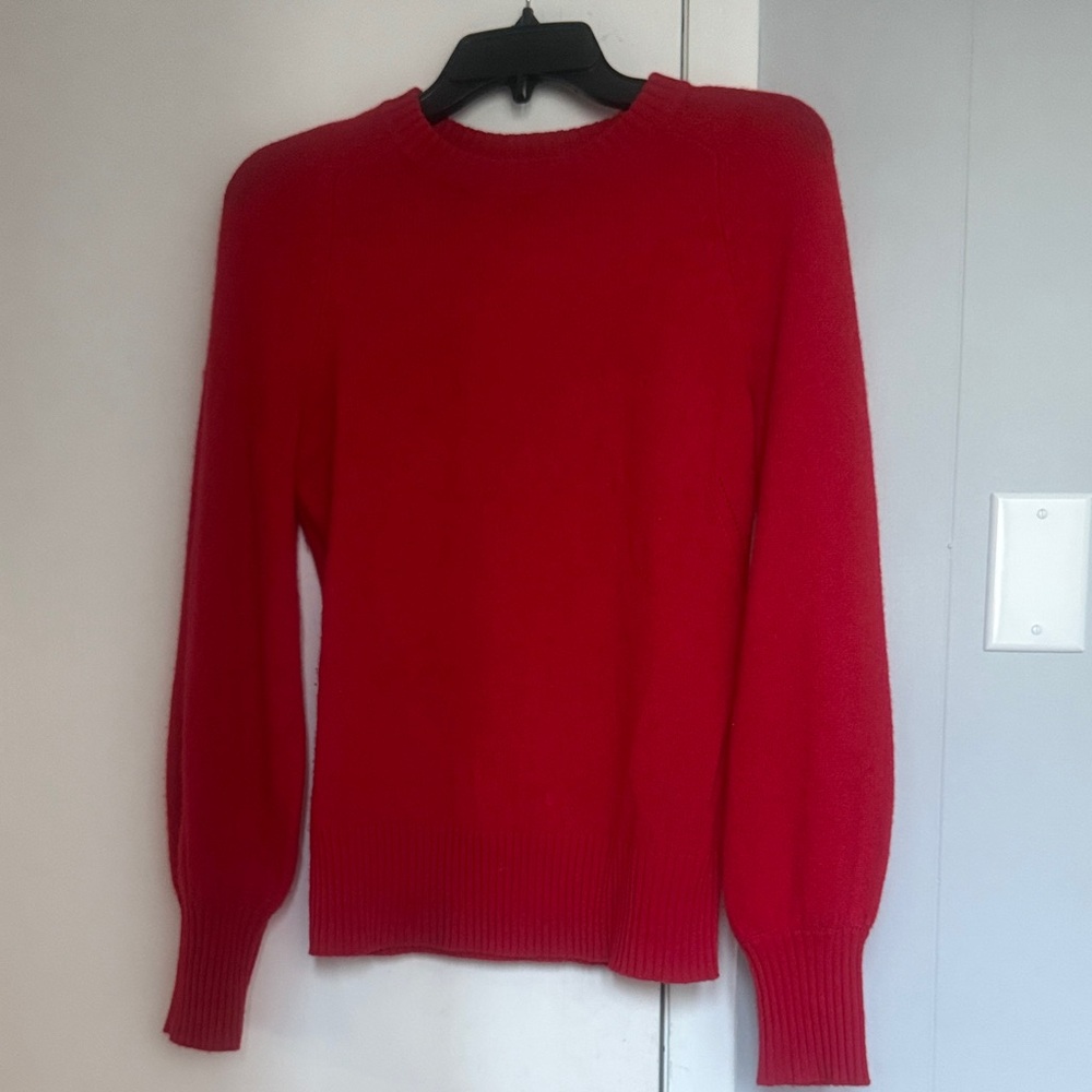 Cashmere sweater extremely soft and luxurious